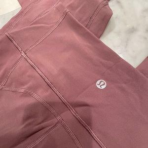 LULULEMON - Purple Leggings with Pockets
